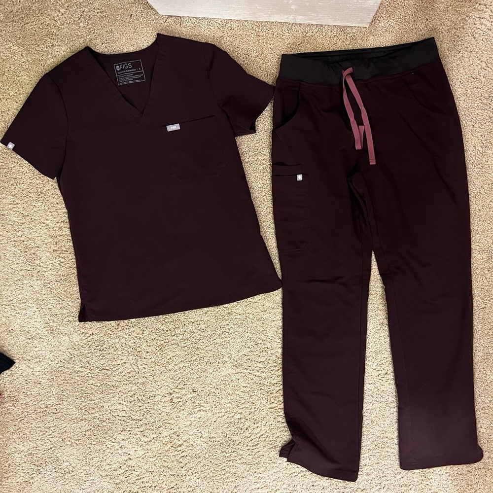 Figs scrubs set